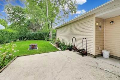 4500 Sundance Court, Hoffman Estates, IL 60192 - Photo 41