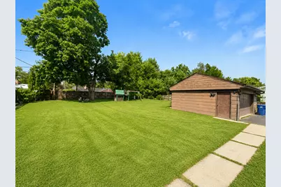 2130 Hawthorne Lane, Waukegan, IL 60087 - Photo 17