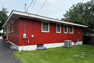 137 Chicago Ave, Clarendon Hills, IL 60514 - Photo 7