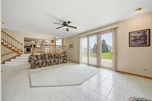 634 Primrose Cir, Matteson, IL 60443 - Photo 15