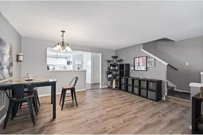 991 Reserve Drive, Elgin, IL 60124 - Photo 5