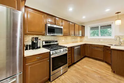 8312 N Oketo Avenue, Niles, IL 60714 - Photo 9