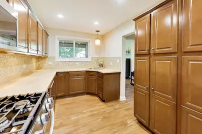 8312 N Oketo Avenue, Niles, IL 60714 - Photo 11