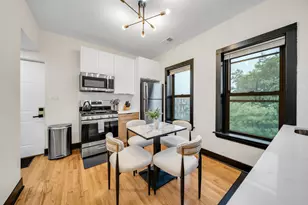 1481 W Erie St, Chicago, IL 60642 - Photo 3