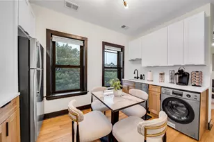 1481 W Erie St, Chicago, IL 60642 - Photo 9