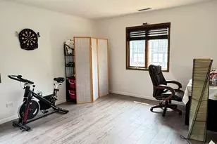 200 Brookside Ln, Willowbrook, IL 60527 - Photo 23