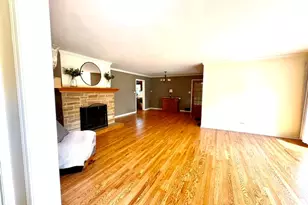 17W163 Oak Ln, Bensenville, IL 60106 - Photo 5