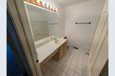 843 E Princeton Circle #843, Island Lake, IL 60042 - Photo 25