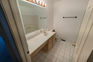 843 E Princeton Cir, Island Lake, IL 60042 - Photo 25
