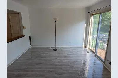 843 E Princeton Circle #843, Island Lake, IL 60042 - Photo 9