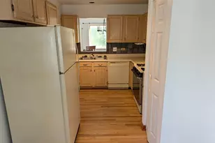 843 E Princeton Cir, Island Lake, IL 60042 - Photo 5
