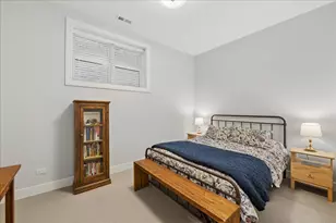 3340 N Lawndale Ave, Chicago, IL 60618 - Photo 19