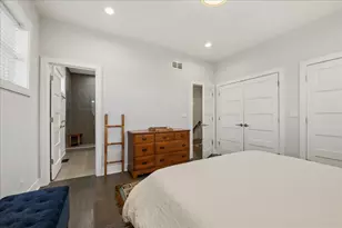 3340 N Lawndale Ave, Chicago, IL 60618 - Photo 11