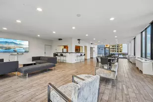 222 E Pearson St, Chicago, IL 60611 - Photo 15