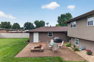 103 Deerpath Dr, Minooka, IL 60447 - Photo 23