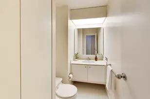 155 N Harbor Dr, Chicago, IL 60601 - Photo 15