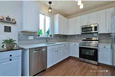 1014 Devon Drive, Antioch, IL 60002 - Photo 7