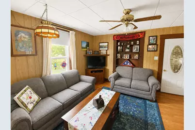 1035 Dover Street, Centralia, IL 62801 - Photo 5