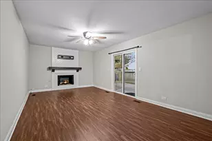 2690 Crosscreek Ct, Aurora, IL 60502 - Photo 17