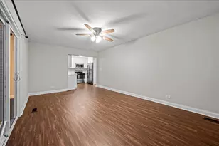 2690 Crosscreek Ct, Aurora, IL 60502 - Photo 19
