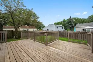 2690 Crosscreek Ct, Aurora, IL 60502 - Photo 29