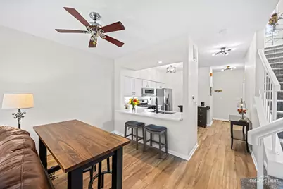 1442 Walnut Hill Avenue, Saint Charles, IL 60174 - Photo 13