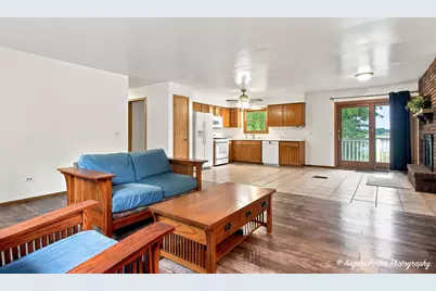 108 Vernon Drive, McHenry, IL 60051 - Photo 5