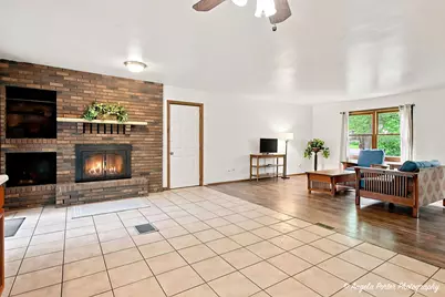 108 Vernon Drive, McHenry, IL 60051 - Photo 9