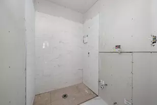 8545 S Saginaw Ave, Chicago, IL 60617 - Photo 7