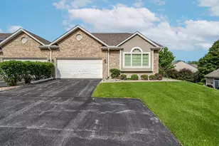 18106 Waterside Cir, Orland Park, IL 60467 - Photo 3