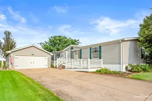 1251 Redbud Rd, Manteno, IL 60950 - Photo 1
