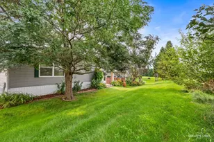 1251 Redbud Rd, Manteno, IL 60950 - Photo 23