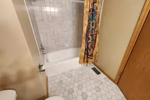 639 Poplar Ave, Romeoville, IL 60446 - Photo 23