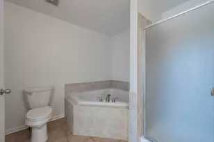 1226 Bradley Cir, Elgin, IL 60120 - Photo 21