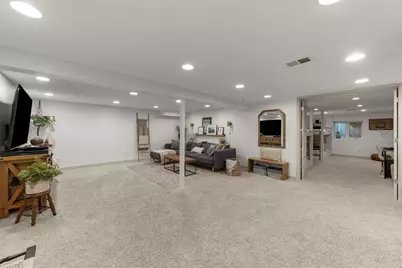 1205 E Evergreen Street, Wheaton, IL 60187 - Photo 21