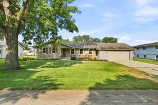 703 Hill St, Mazon, IL 60444 - Photo 1
