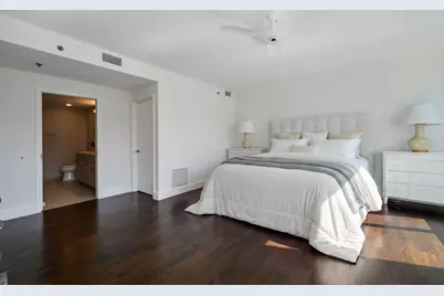 250 E Pearson Street #1903, Chicago, IL 60611 - Photo 15