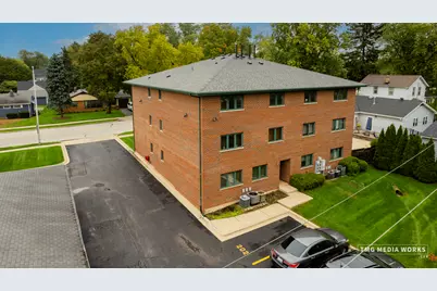 616 E 5th Avenue #101, Naperville, IL 60563 - Photo 29
