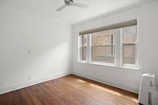 733 W Bittersweet Pl, Chicago, IL 60613 - Photo 9