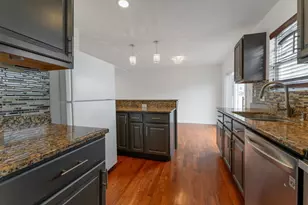8001 Thomas St, Justice, IL 60458 - Photo 7