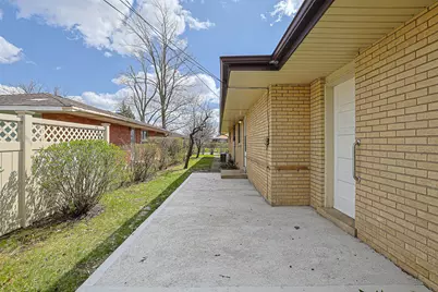761 Marshall Drive, Des Plaines, IL 60016 - Photo 29