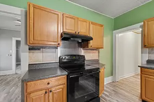 303 N Greely St, Monticello, IL 61856 - Photo 13