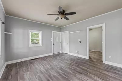 303 N Greely Street, Monticello, IL 61856 - Photo 7