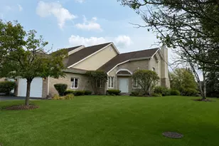 10427 Songbird Cir, Orland Park, IL 60467 - Photo 1
