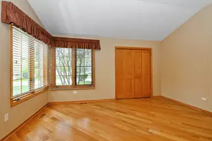 10427 Songbird Cir, Orland Park, IL 60467 - Photo 25