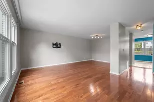 1015 Denham Pl, Schaumburg, IL 60194 - Photo 7