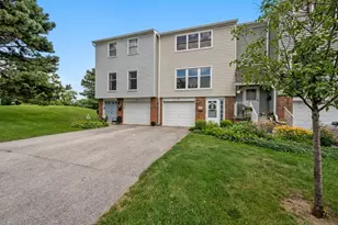 1015 Denham Pl, Schaumburg, IL 60194 - Photo 1