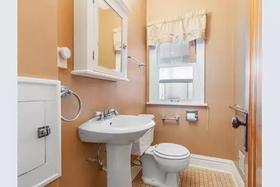 225 Pick Avenue, Elmhurst, IL 60126 - Photo 13