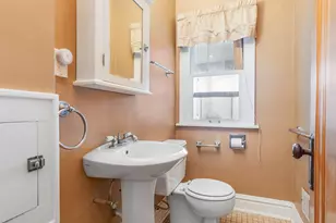 225 Pick Ave, Elmhurst, IL 60126 - Photo 13