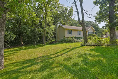 1305 13th Street, Winthrop Harbor, IL 60096 - Photo 3